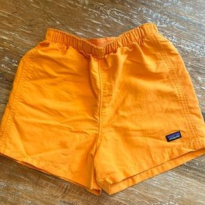 Patagonia toddler Baggies shorts in 3T, boys